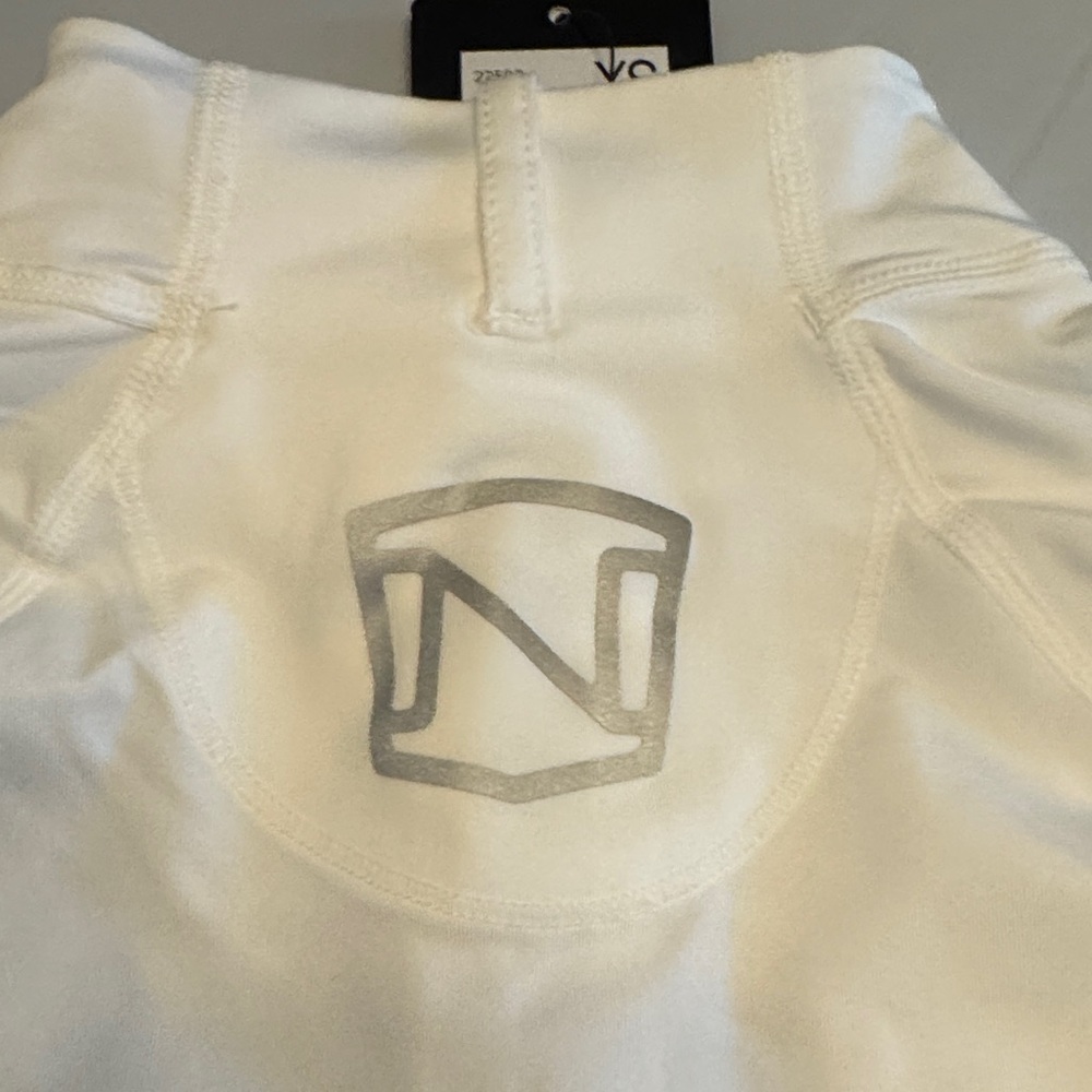 Amy Short Sleeve Quarter Zip - White (XS) - Picture 6 of 6